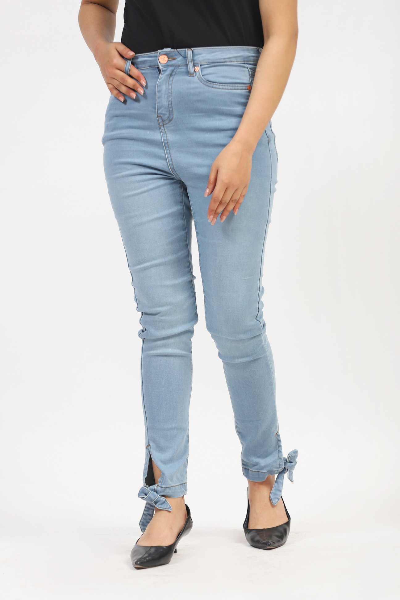Blue Jeans With Bottom Knot